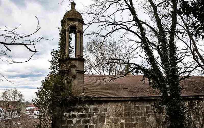 Ant yeri kilisesinin çan kulesi